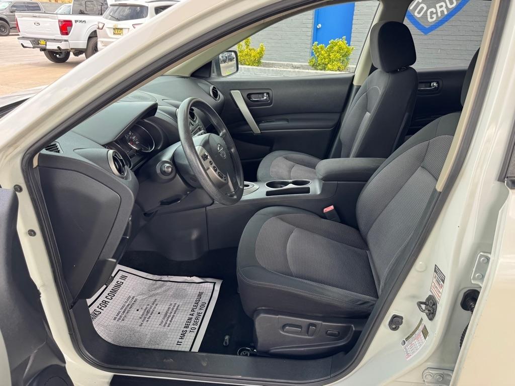 Nissan Rogue AWD 4dr SV 2011