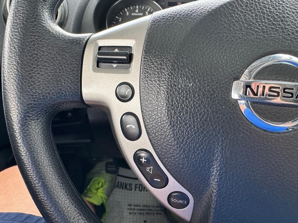 Nissan Rogue AWD 4dr SV 2011