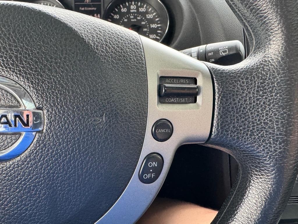 Nissan Rogue AWD 4dr SV 2011