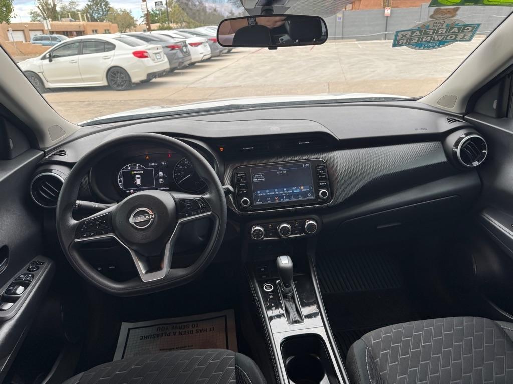 Nissan Kicks SV FWD 2024