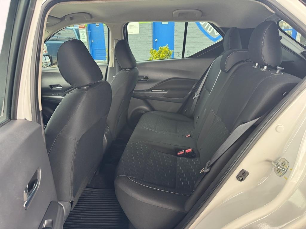 Nissan Kicks SV FWD 2024