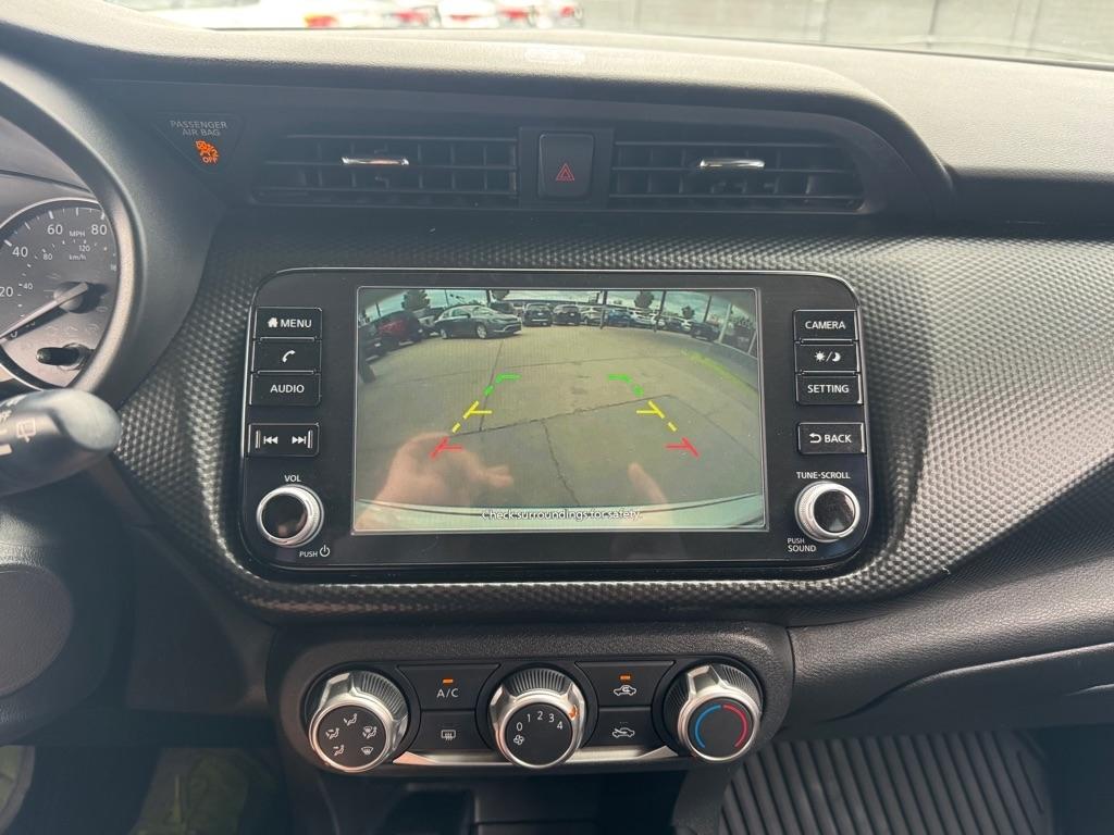 Nissan Kicks SV FWD 2024