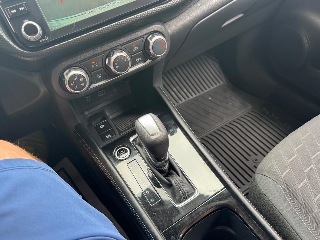 Nissan Kicks SV FWD 2024