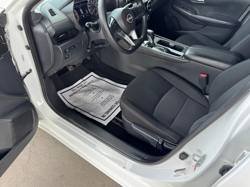 Nissan Sentra SV CVT 2024