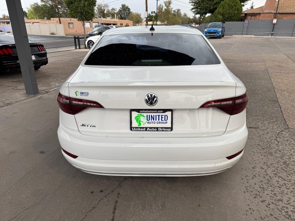Volkswagen Jetta R-Line Auto 2021
