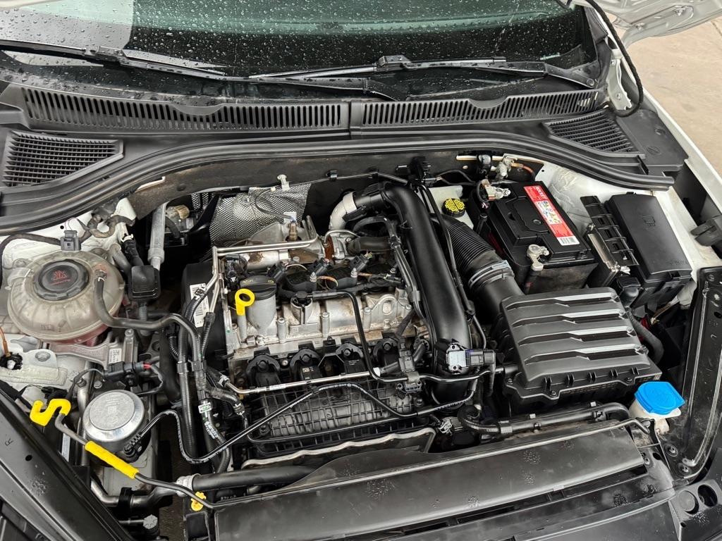 Volkswagen Jetta R-Line Auto 2021