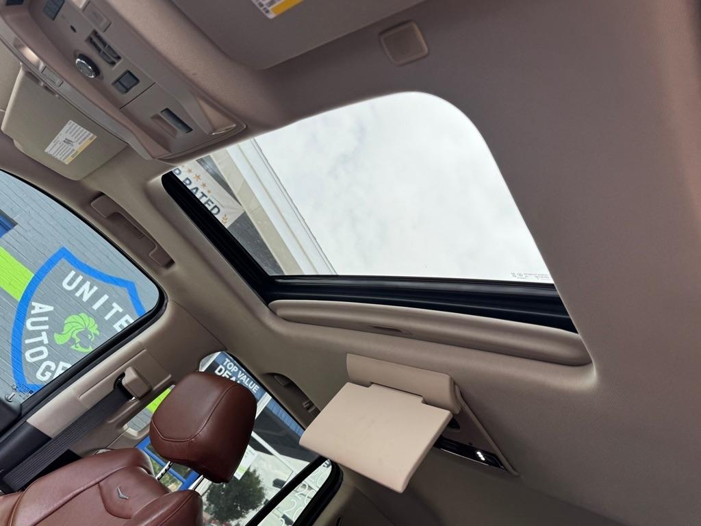 Cadillac Escalade 4WD 4dr Luxury 2019
