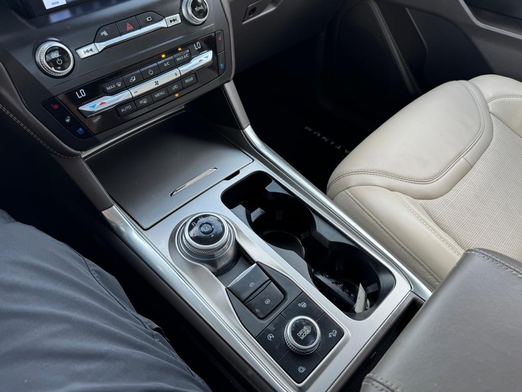 Ford Explorer Platinum 4WD 2020