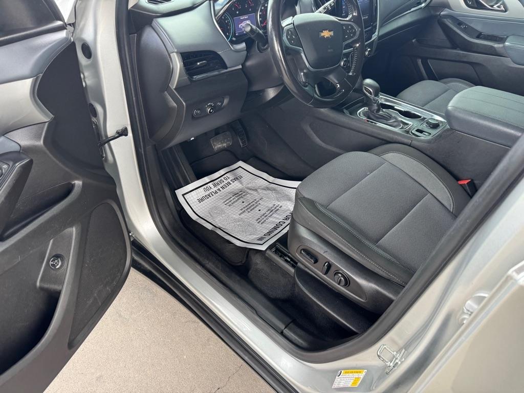 Chevrolet Traverse FWD 4dr LT Cloth w/1LT 2021