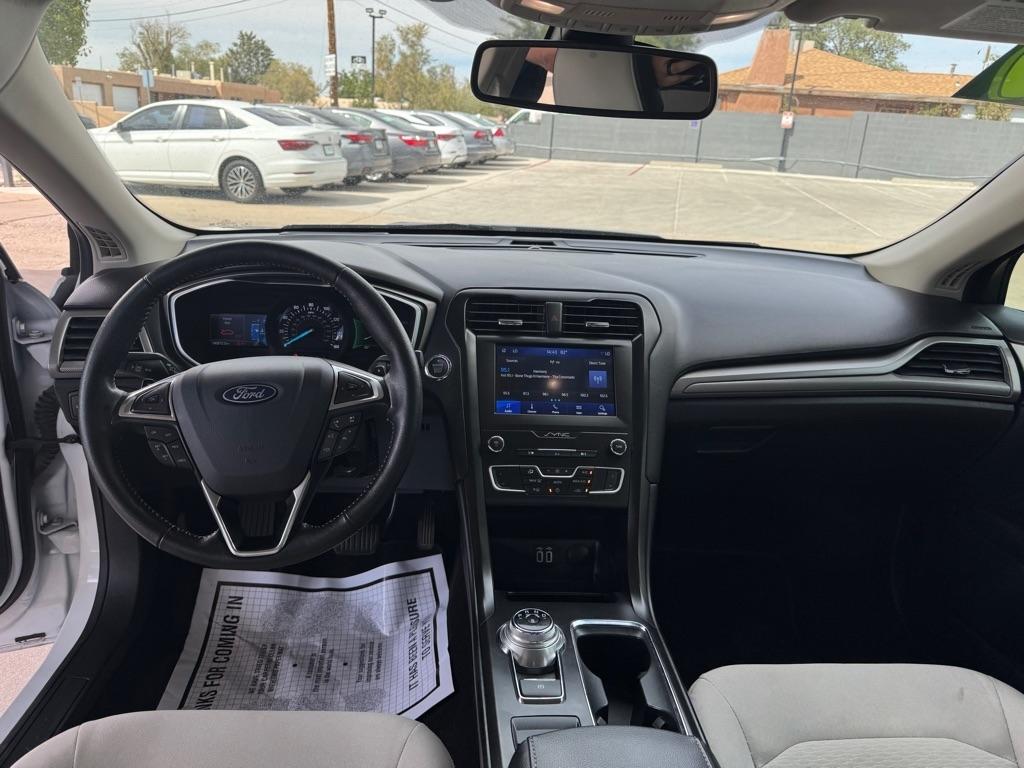 Ford Fusion SE FWD 2019