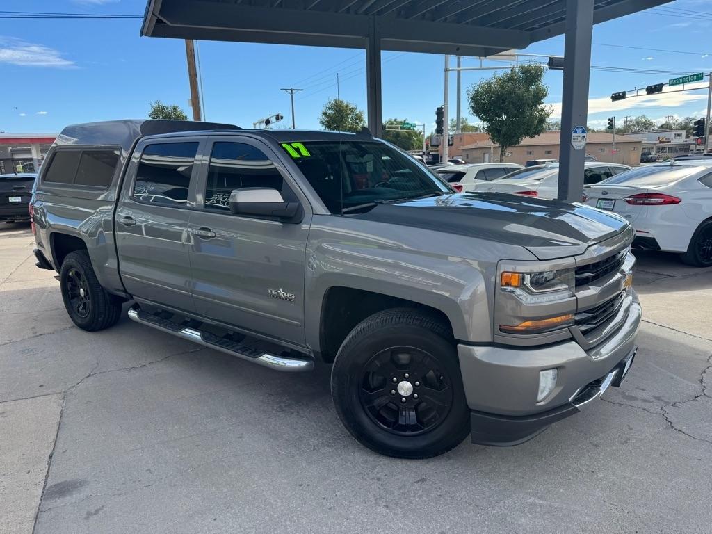 Chevrolet Silverado 1500 4WD Crew Cab 143.5" LT w/2LT 2017