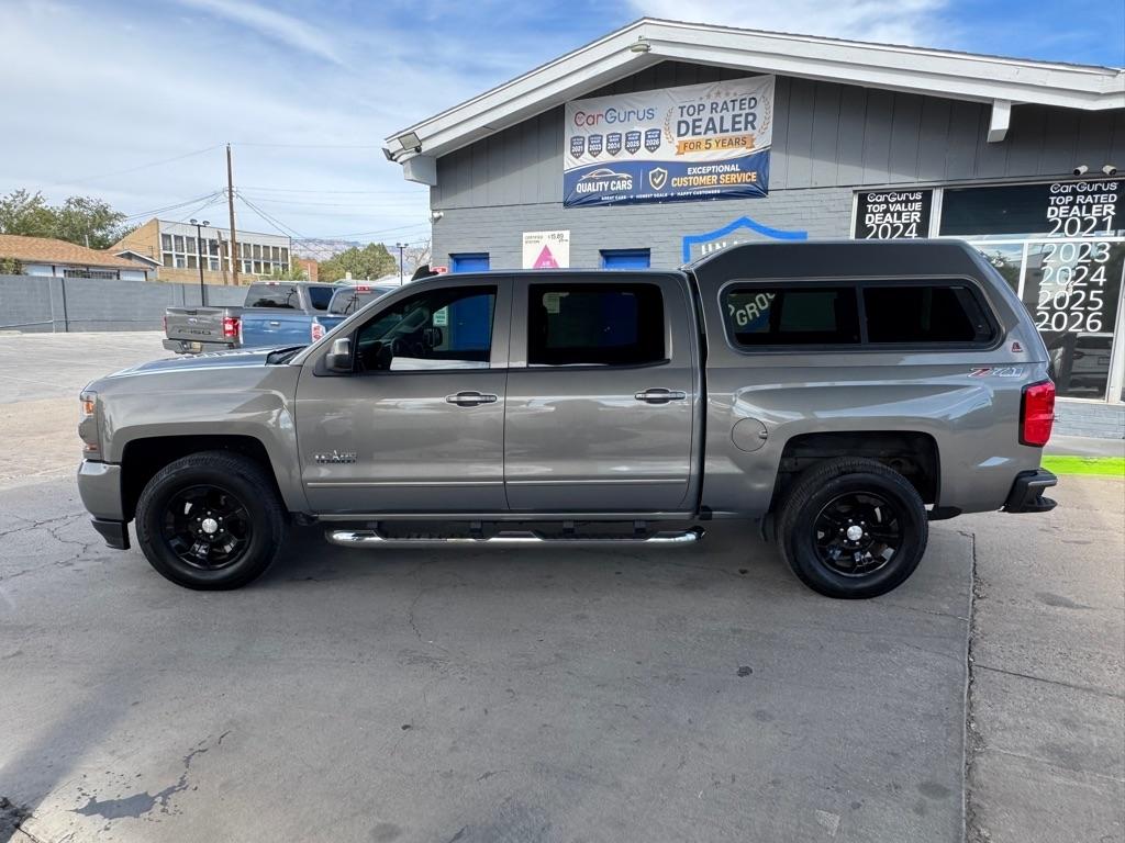 Chevrolet Silverado 1500 4WD Crew Cab 143.5" LT w/2LT 2017