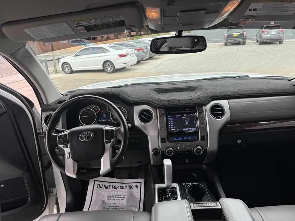 Toyota Tundra 4WD Truck CrewMax 5.7L FFV V8 6-Spd AT LTD (Natl) 2015