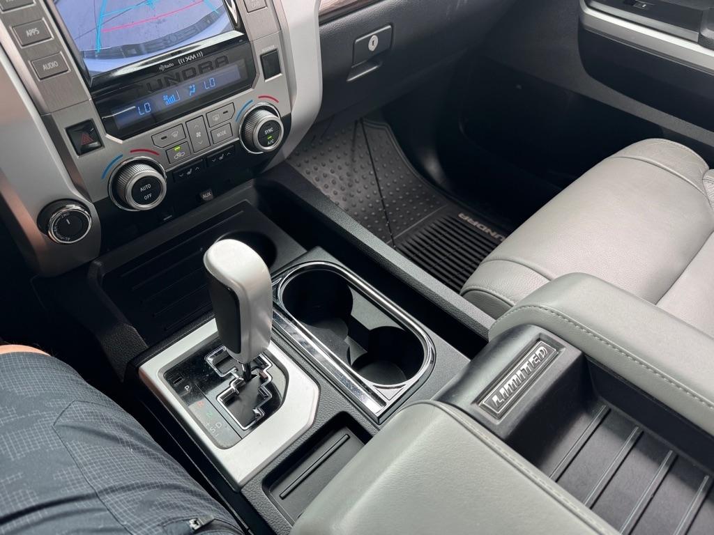 Toyota Tundra 4WD Truck CrewMax 5.7L FFV V8 6-Spd AT LTD (Natl) 2015