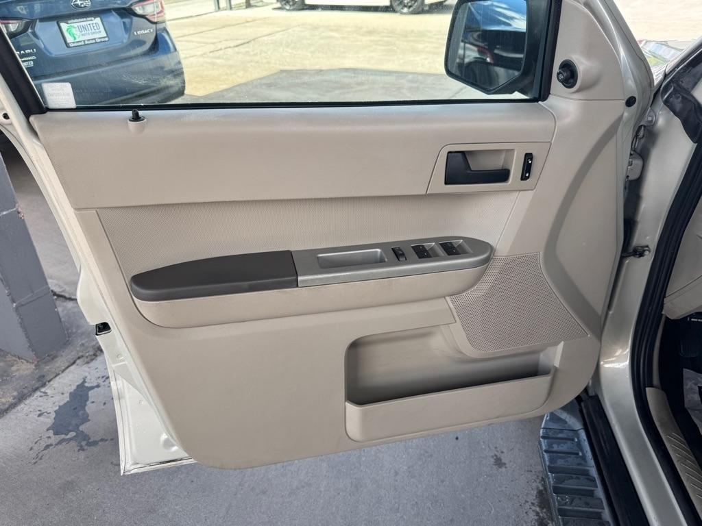 Ford Escape 4WD 4dr V6 Auto XLT 2008