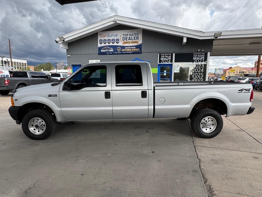 Ford Super Duty F-350 SRW Crew Cab 156" Lariat 4WD 2001