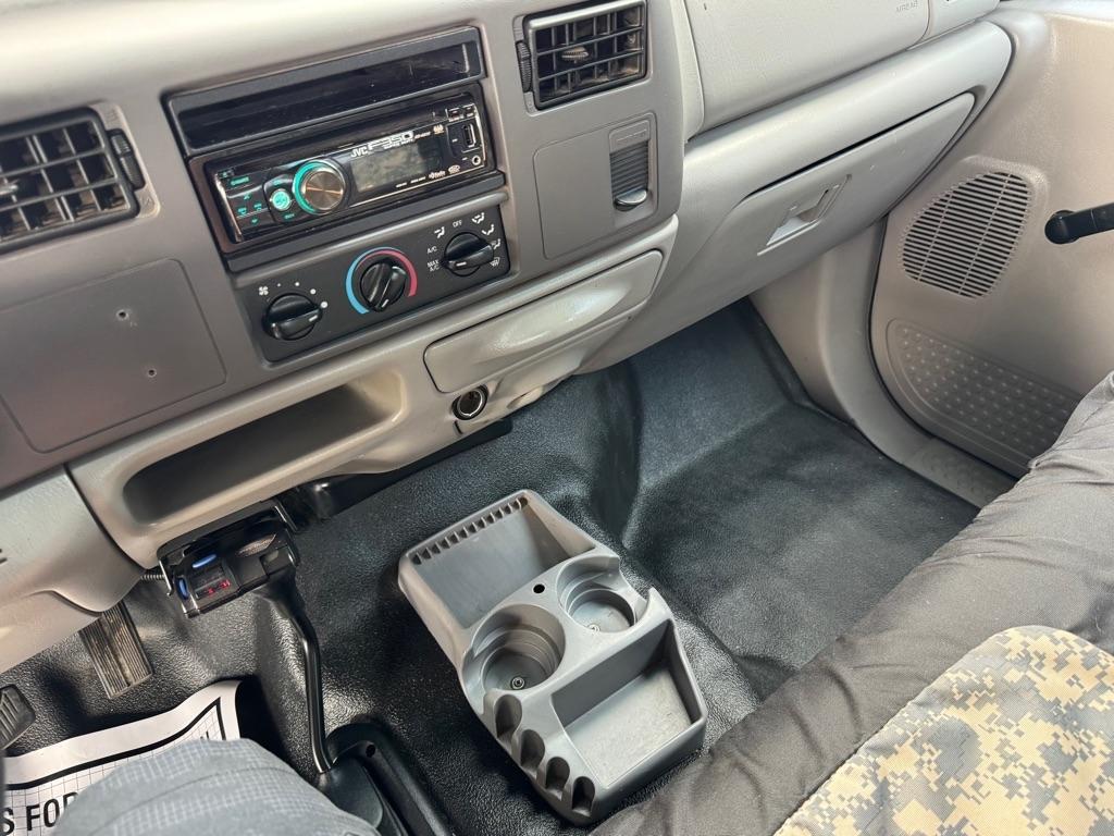 Ford Super Duty F-350 SRW Crew Cab 156" Lariat 4WD 2001