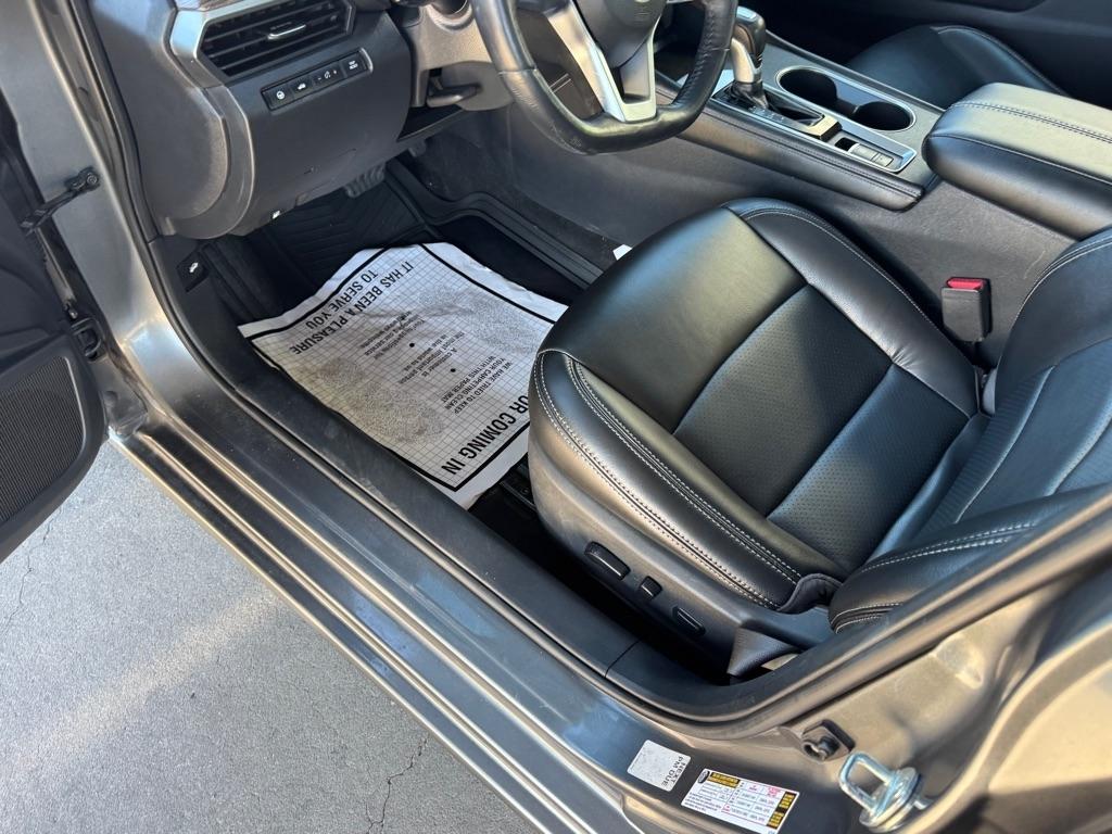 Nissan Altima 2.5 SL Sedan 2019
