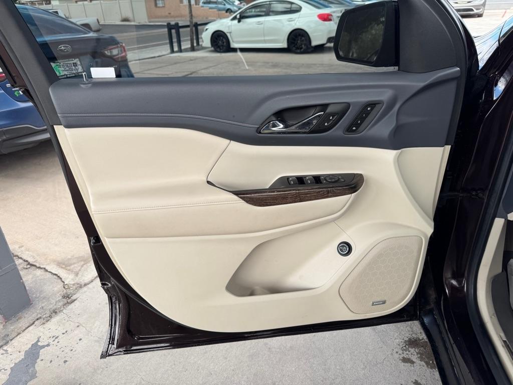 GMC Acadia AWD 4dr Denali 2020