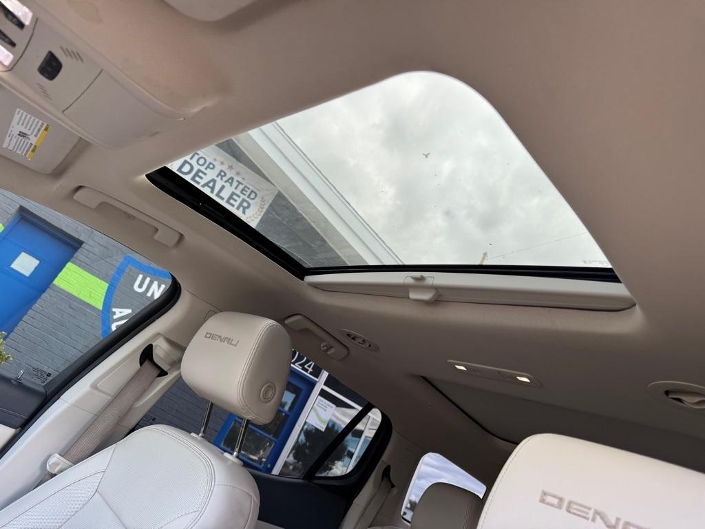 GMC Acadia AWD 4dr Denali 2020