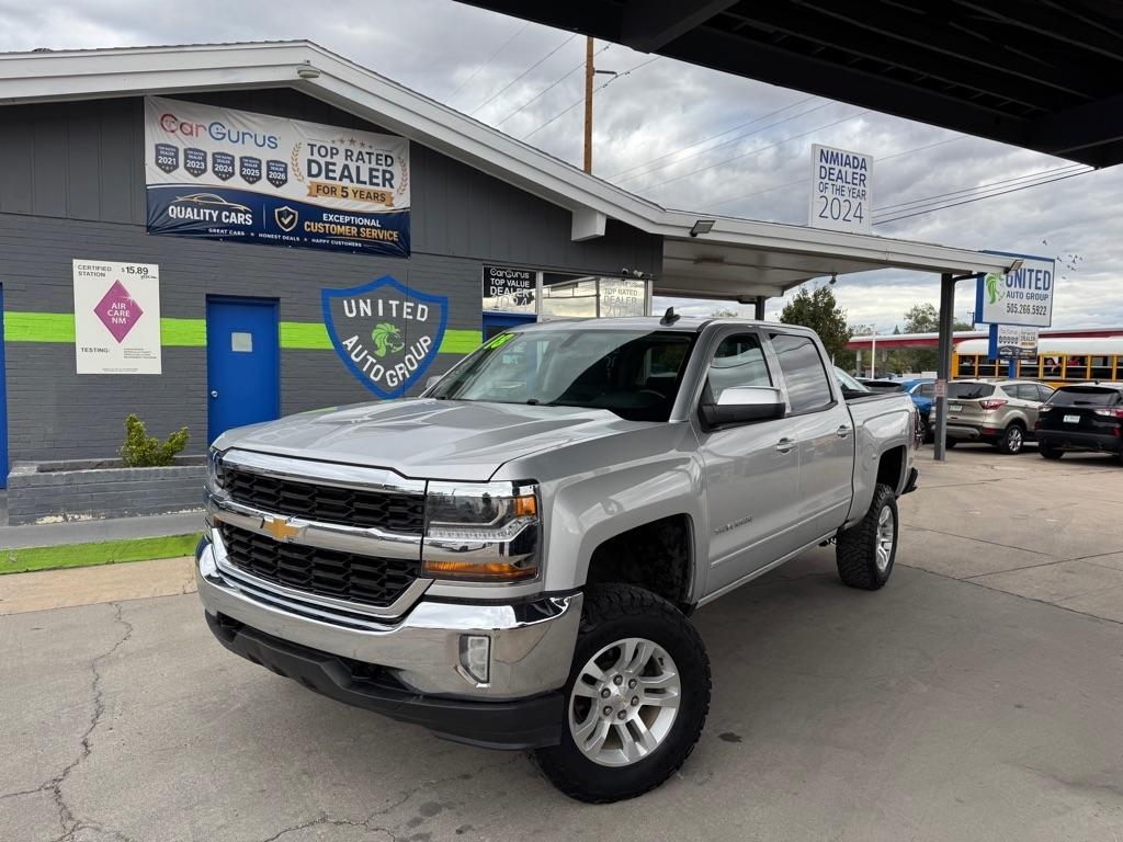 Chevrolet Silverado 1500 4WD Crew Cab 143.5" LT w/1LT 2018