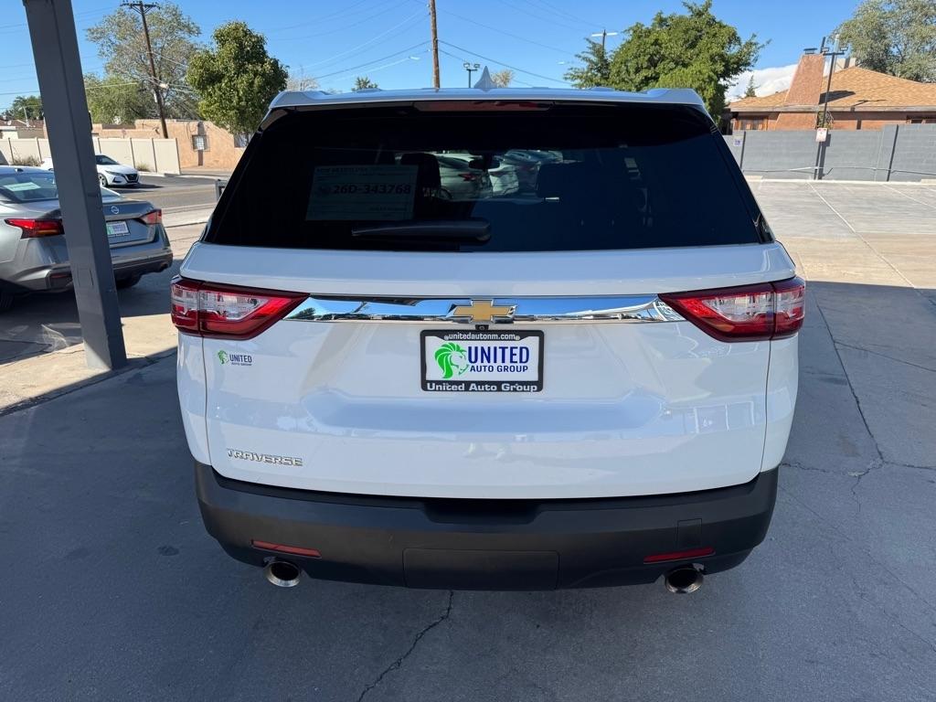 Chevrolet Traverse FWD 4dr LS w/1LS 2021