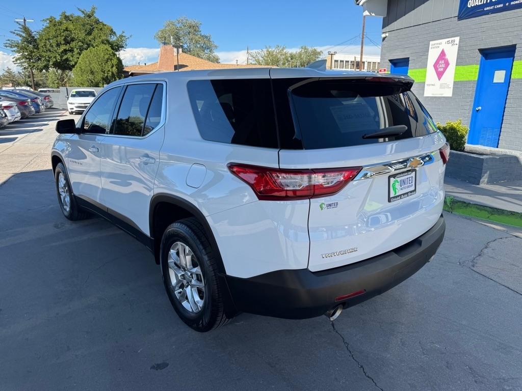 Chevrolet Traverse FWD 4dr LS w/1LS 2021