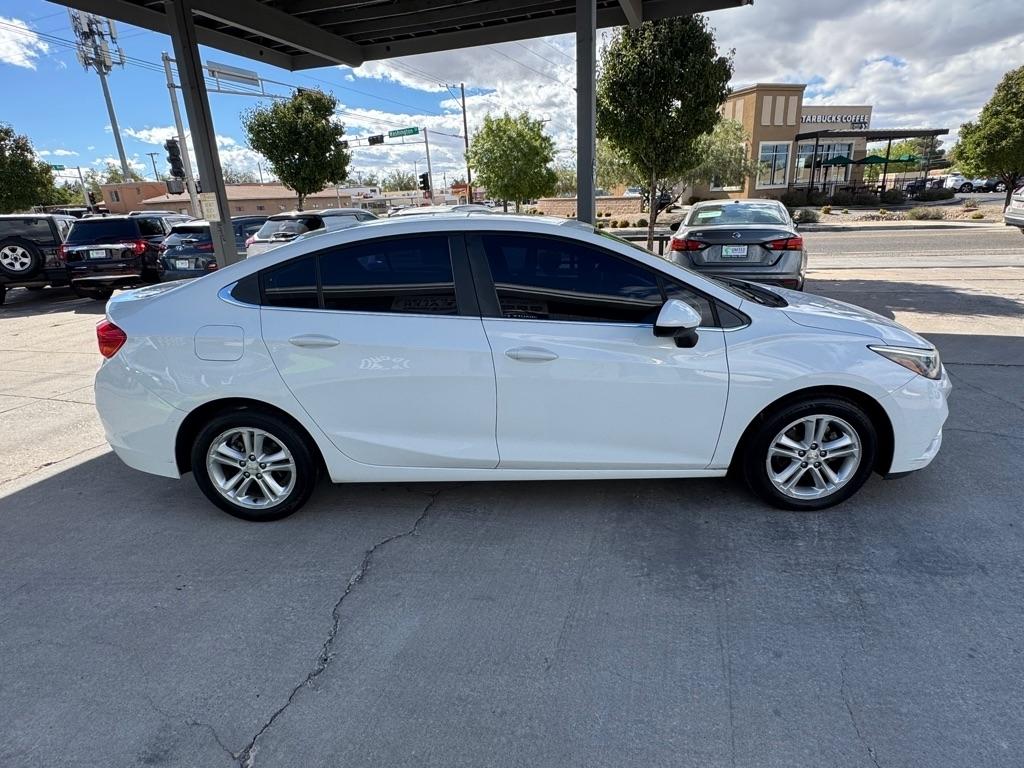 Chevrolet Cruze 4dr Sdn 1.4L LT w/1SD 2017