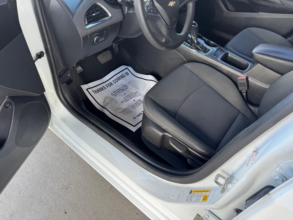 Chevrolet Cruze 4dr Sdn 1.4L LT w/1SD 2017