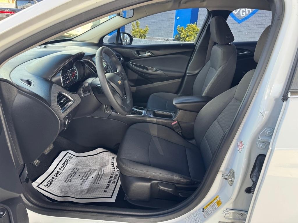 Chevrolet Cruze 4dr Sdn 1.4L LT w/1SD 2017