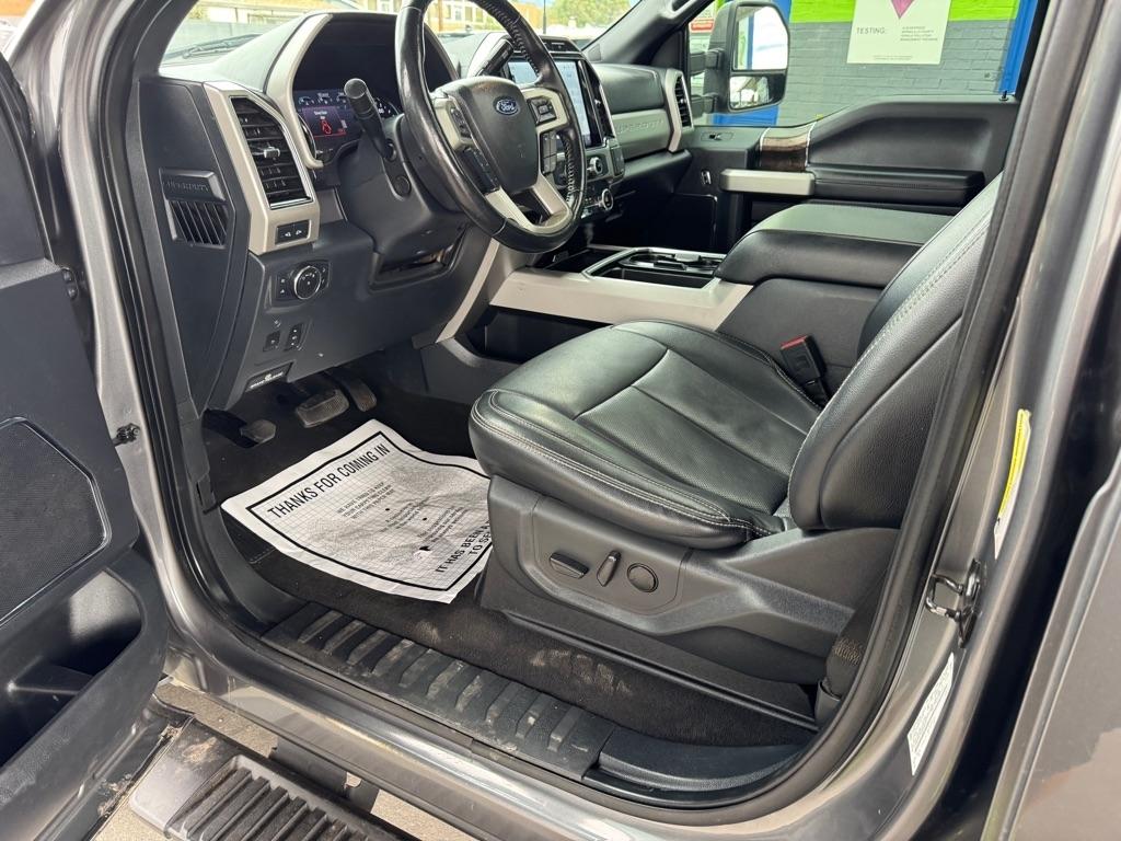 Ford Super Duty F-250 SRW King Ranch 4WD Crew Cab 8' Box 2022