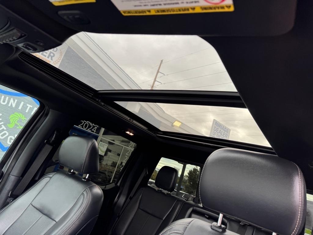 Ford Super Duty F-250 SRW King Ranch 4WD Crew Cab 8' Box 2022
