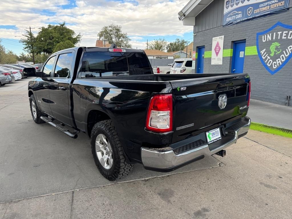 RAM 1500 Big Horn 4x4 Crew Cab 6'4" Box 2022