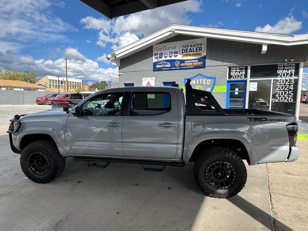 Toyota Tacoma 2WD TRD Off Road Double Cab 5' Bed V6 AT (Natl) 2020