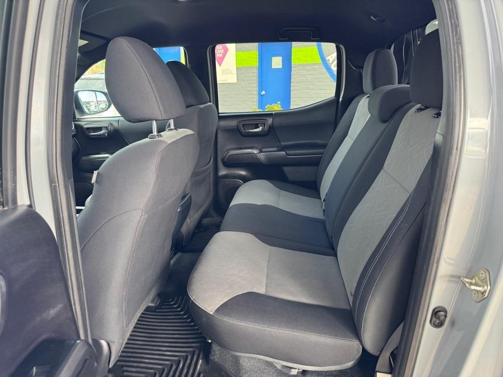 Toyota Tacoma 2WD TRD Off Road Double Cab 5' Bed V6 AT (Natl) 2020