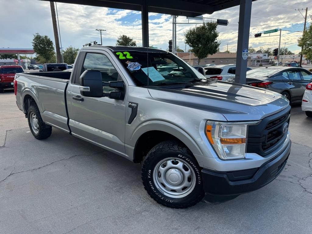 Ford F-150 XLT 2WD Reg Cab 8' Box 2022