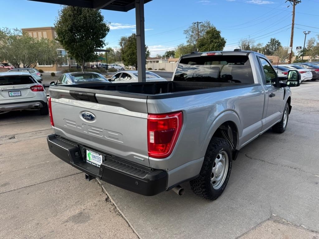 Ford F-150 XLT 2WD Reg Cab 8' Box 2022