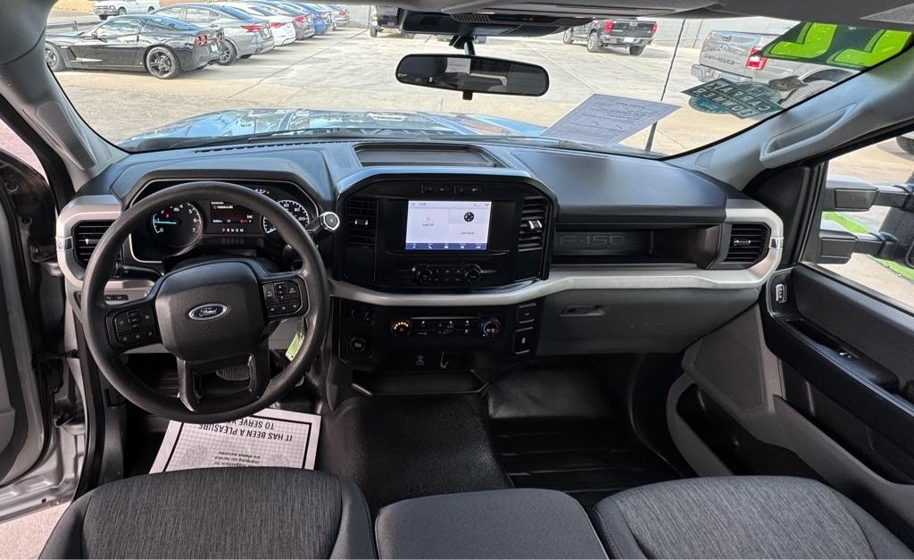 Ford F-150 XLT 2WD Reg Cab 8' Box 2022