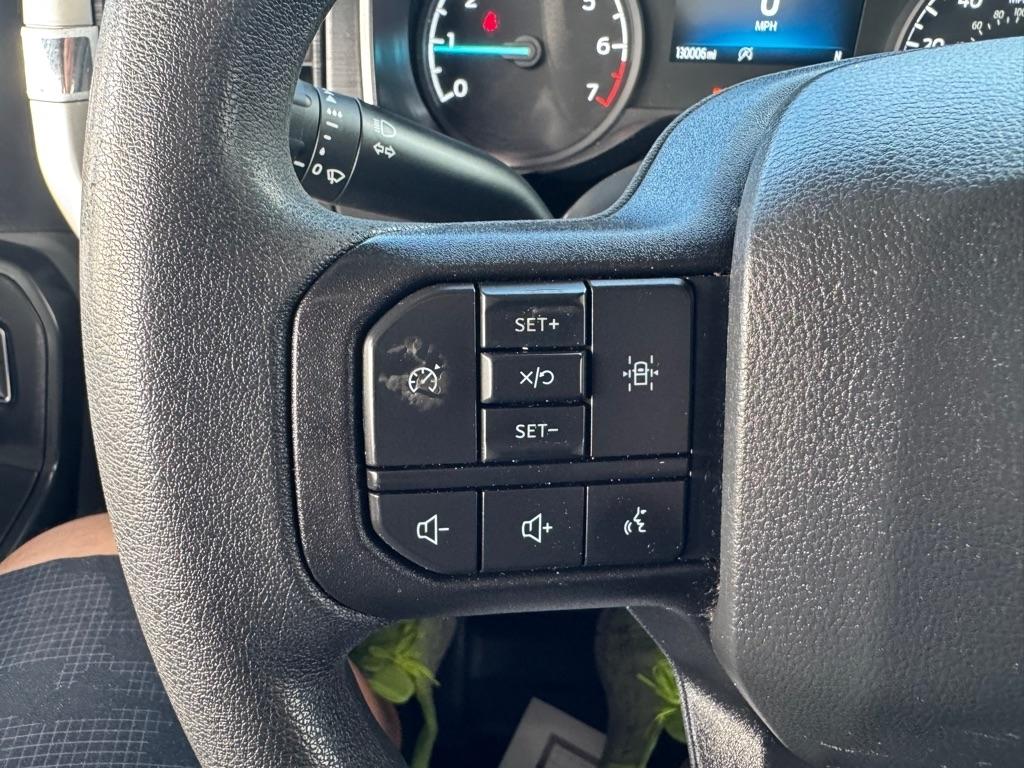 Ford F-150 XLT 2WD Reg Cab 8' Box 2022