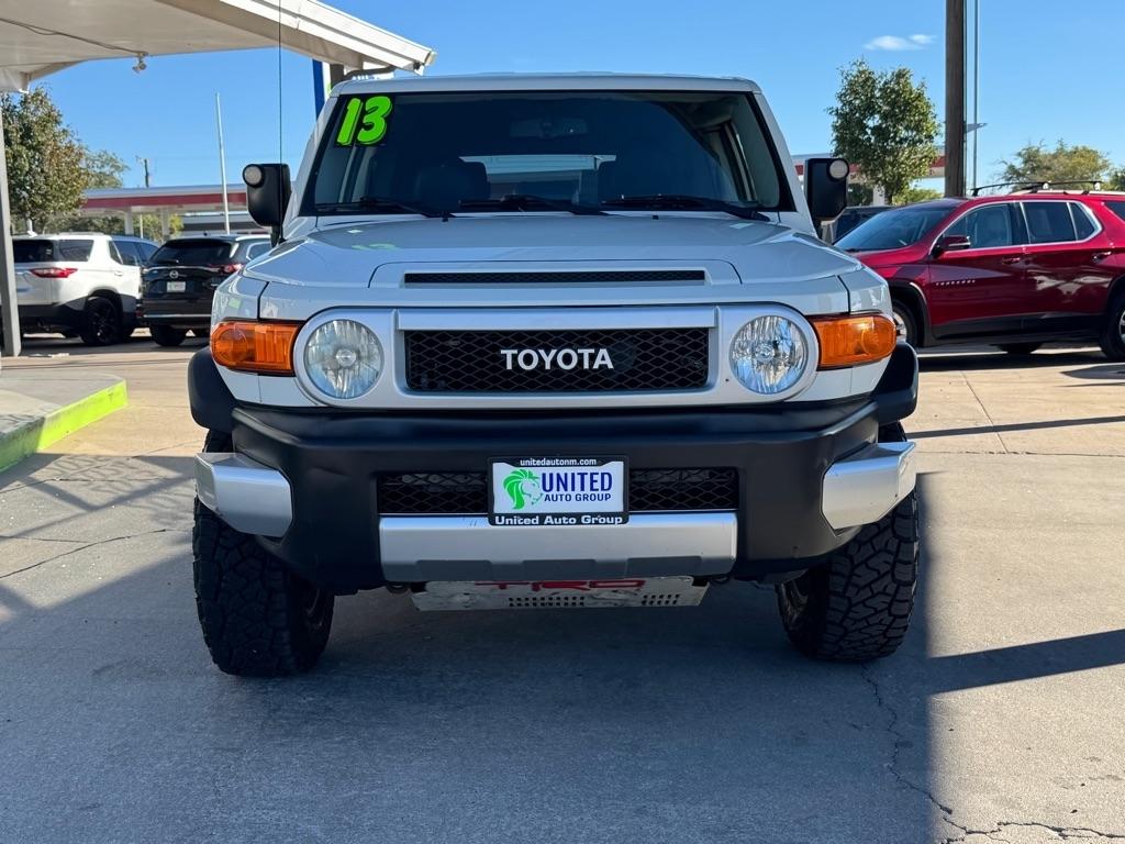 Toyota FJ Cruiser 4WD 4dr Man (Natl) 2013