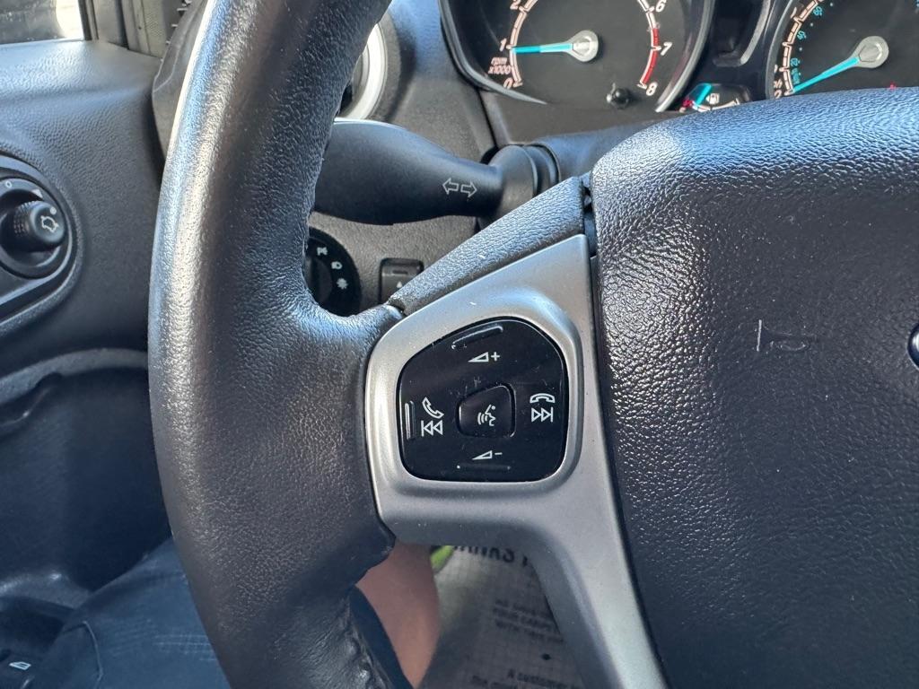 Ford Fiesta 4dr Sdn SE 2015