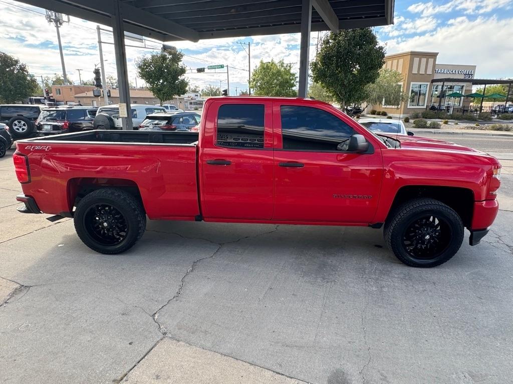 Chevrolet Silverado 1500 4WD Double Cab 143.5" Custom 2017