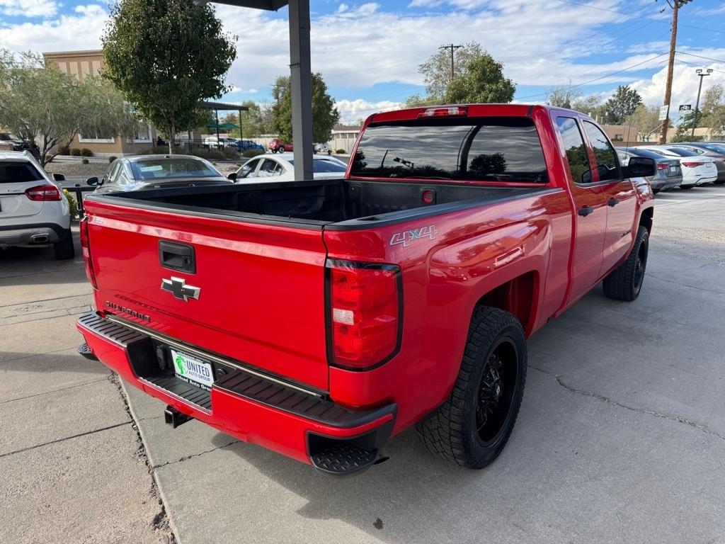 Chevrolet Silverado 1500 4WD Double Cab 143.5" Custom 2017