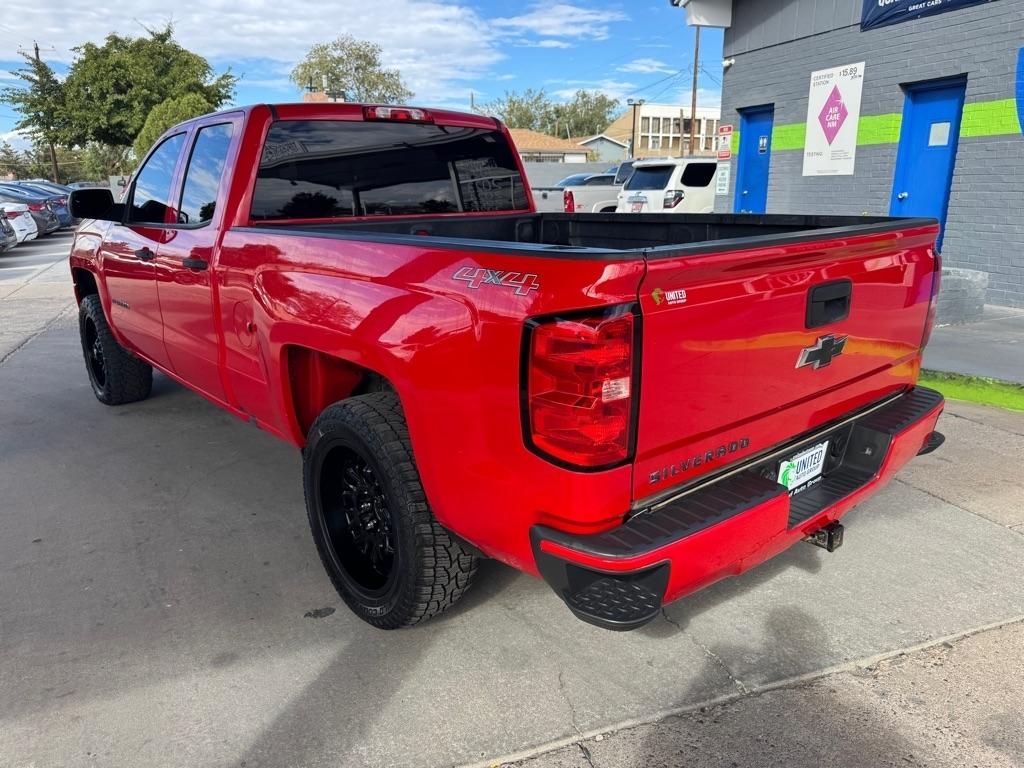 Chevrolet Silverado 1500 4WD Double Cab 143.5" Custom 2017