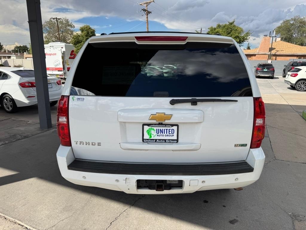 Chevrolet Tahoe 4WD 4dr 1500 LT 2012