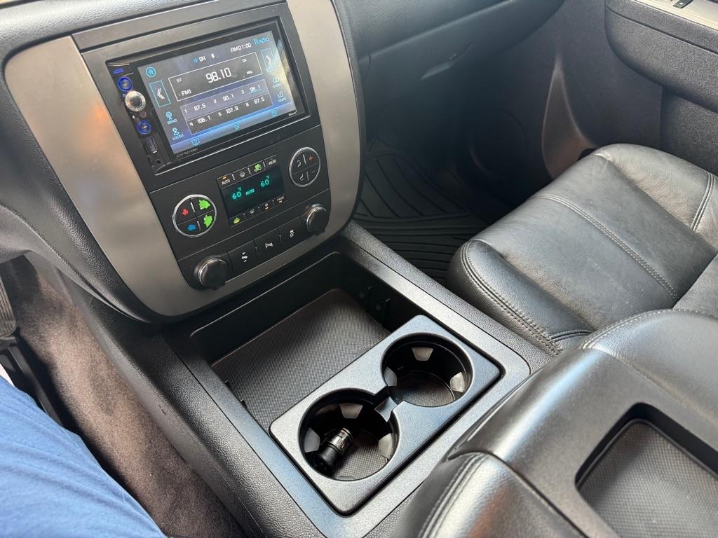 Chevrolet Tahoe 4WD 4dr 1500 LT 2012