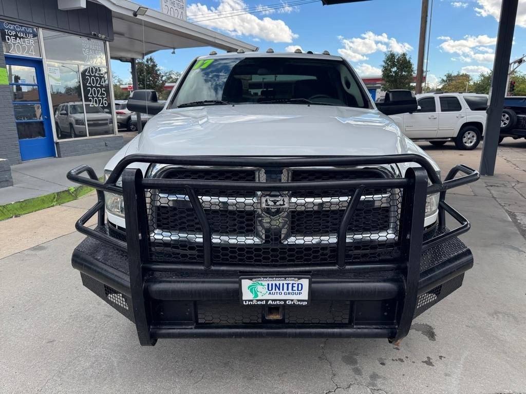RAM 2500 Tradesman 4x4 Crew Cab 8' Box 2017