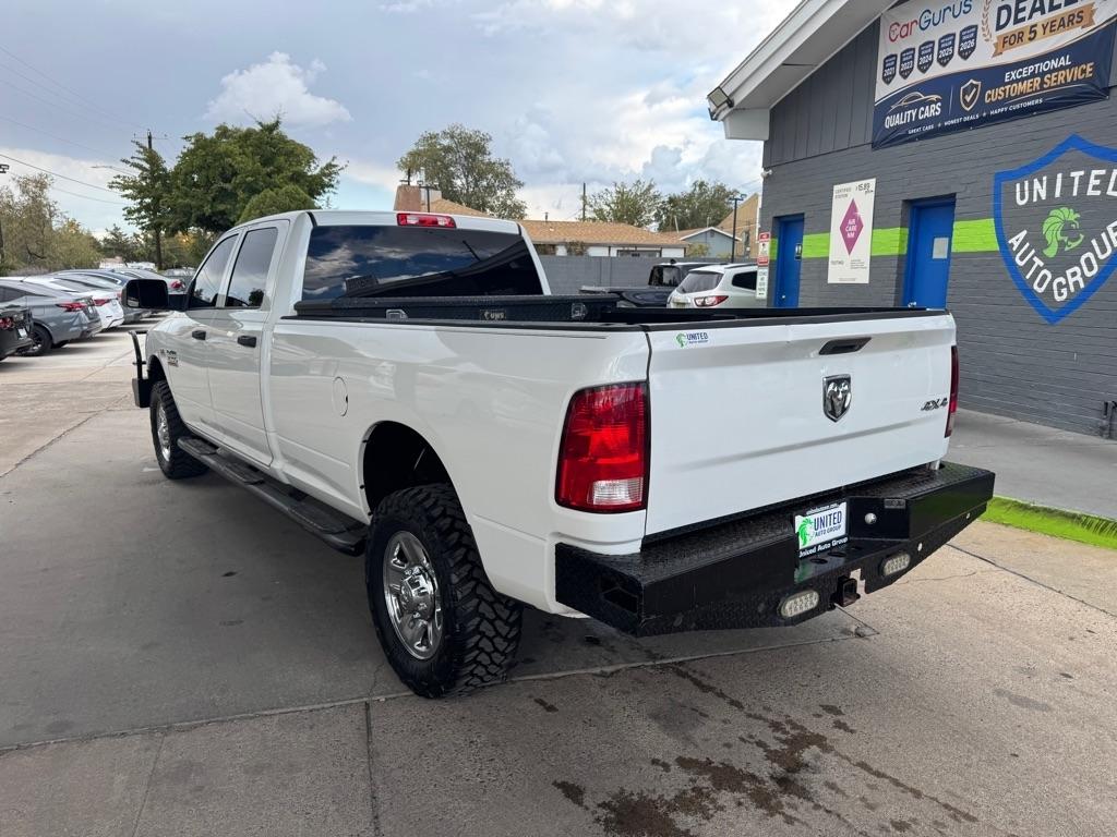 RAM 2500 Tradesman 4x4 Crew Cab 8' Box 2017