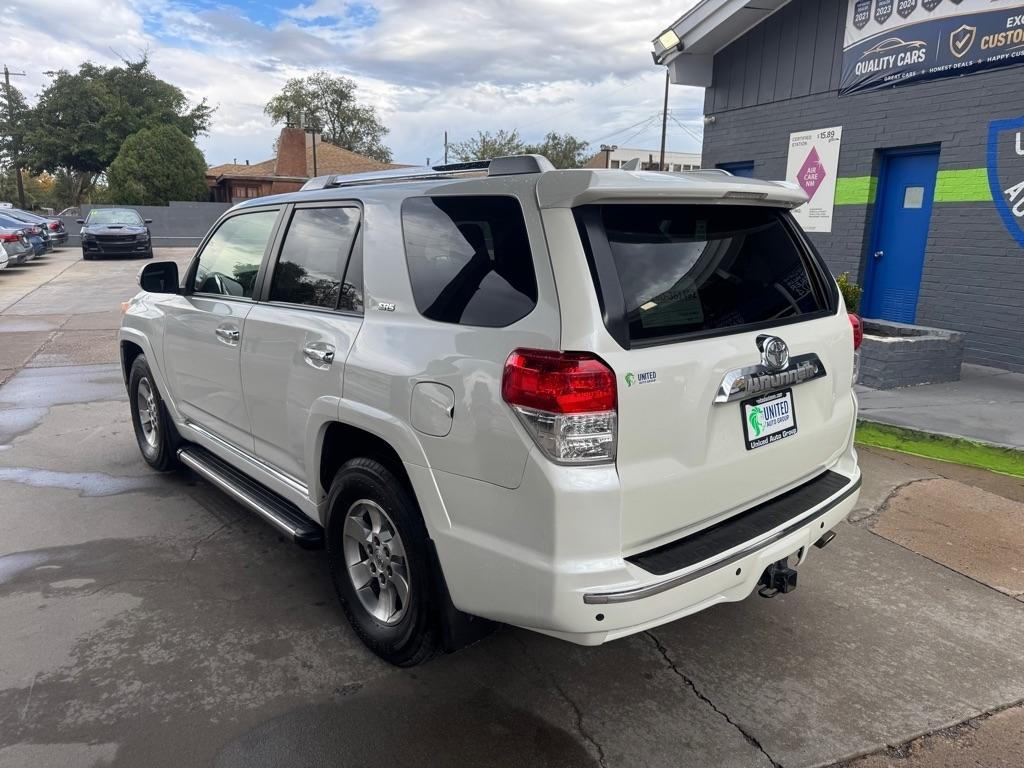 Toyota 4Runner RWD 4dr V6 Limited (Natl) 2013