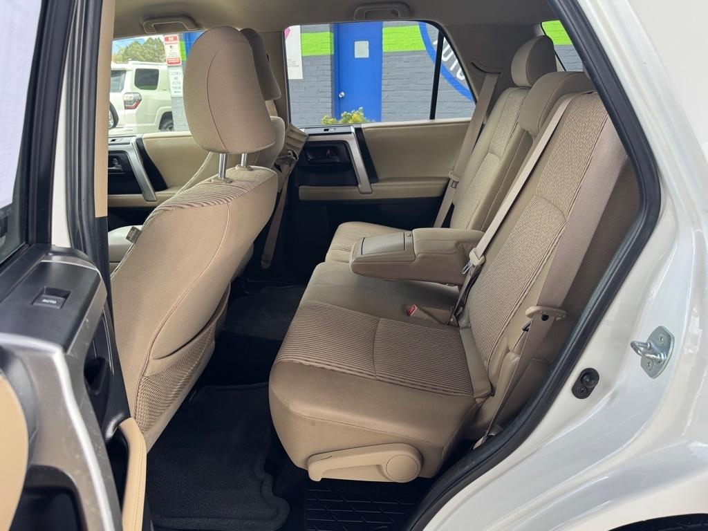 Toyota 4Runner RWD 4dr V6 Limited (Natl) 2013